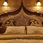 Hotel Safran Cave