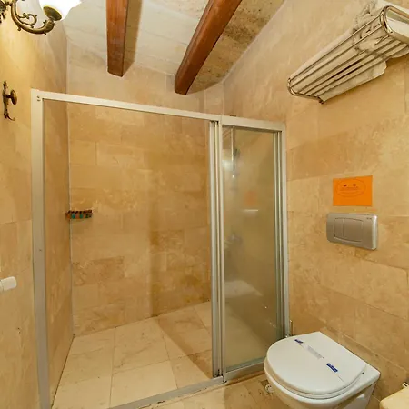 Hotel Safran Cave