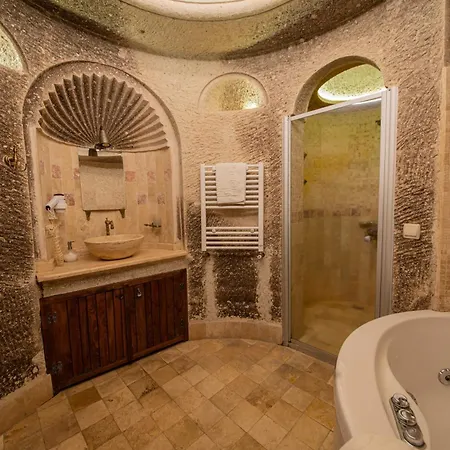 Safran Cave Hotel 2*
