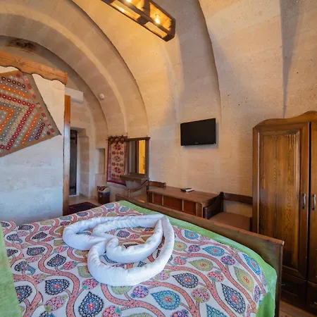 Safran Cave Hotel