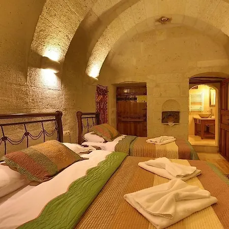 Safran Cave 3* Γκόρεμε