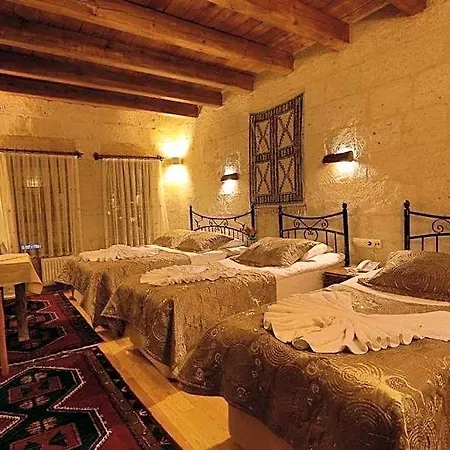Safran Cave Hotel 3*